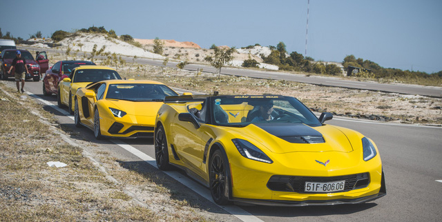 Lamborghini Aventador S cùng dàn siêu xe diễu hành tại Phan Thiết